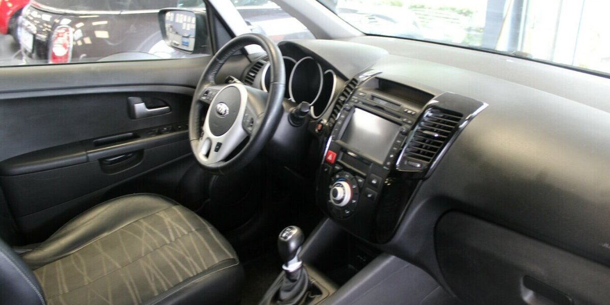 Kia Venga 1.6 CVVT Edition 7 - Panorama - 42.466 km 8.980 &euro; Euskirchen 53881