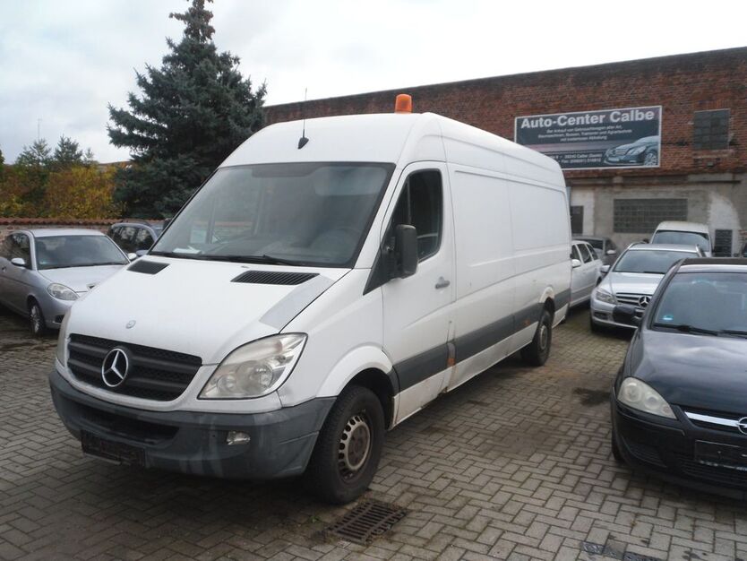 Mercedes-Benz Sprinter 396.789 km 5.900 € Calbe 39240