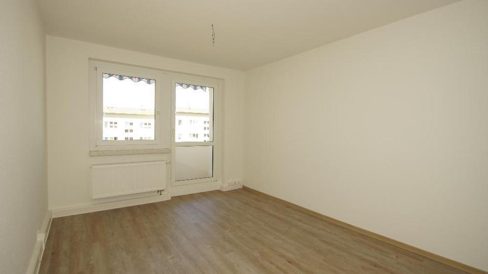 Etagenwohnung Dippoldiswalde - 3 Zimmer, 74 m&sup2;, 493&euro; | Angebot:25103367