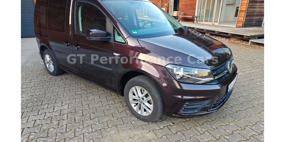 VW Caddy 89.890 km 16.990 &euro; Zell am Harmersbach 77736