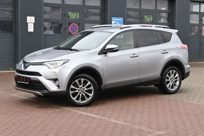 Toyota RAV 4 118.950 km 18.900 € Jüterbog 14913