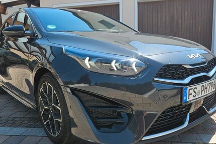 Kia ceed / Ceed 82.000 km 21.000 &euro; Allershausen 85391