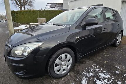 Hyundai i30 142.338 km 3.300 &euro; Niestetal 34266