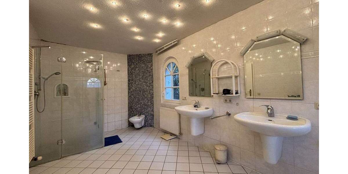 Einfamilienhaus Marburg / Ockershausen Marburg - 6 Zimmer, 213 m&sup2;, 549.900&euro; | Angebot:25689257