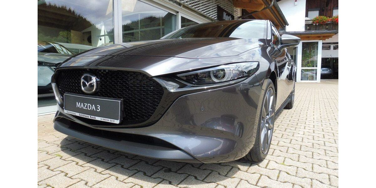 Mazda 3 6.957 km 23.990 &euro; Bad Hindelang 87541