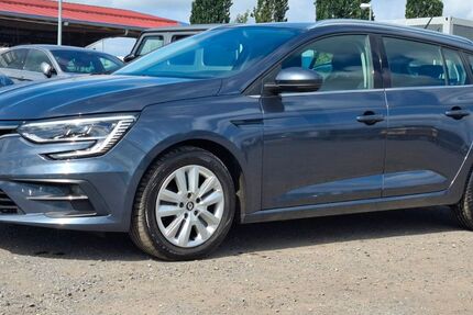 Renault Megane 118.000 km 10.989 &euro; Berlin 15831