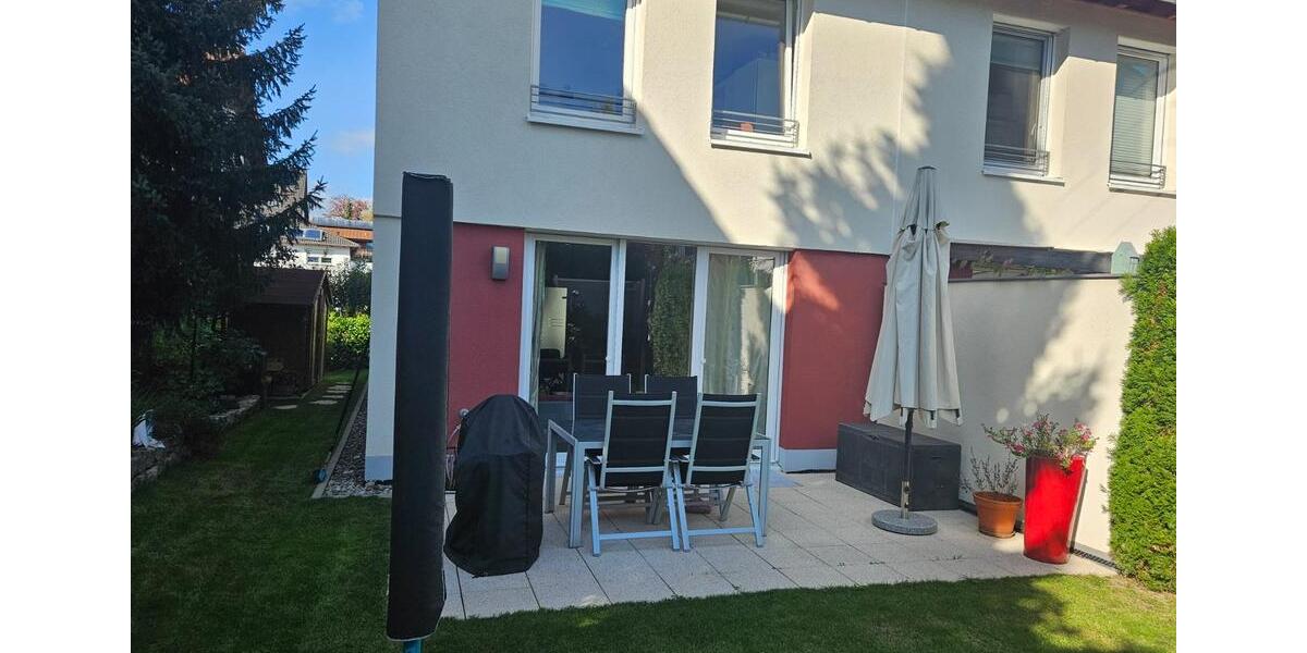 Doppelhaushälfte Reutlingen Reutlingen (Kernstadt) - 5.5 Zimmer, 136 m&sup2;, 739.000&euro; | Angebot:25590001