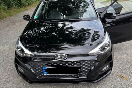 Hyundai i20 46.000 km 9.990 &euro; Börßum 38312