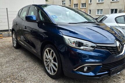 Renault Scenic 157.000 km 7.800 &euro; Essen 45144