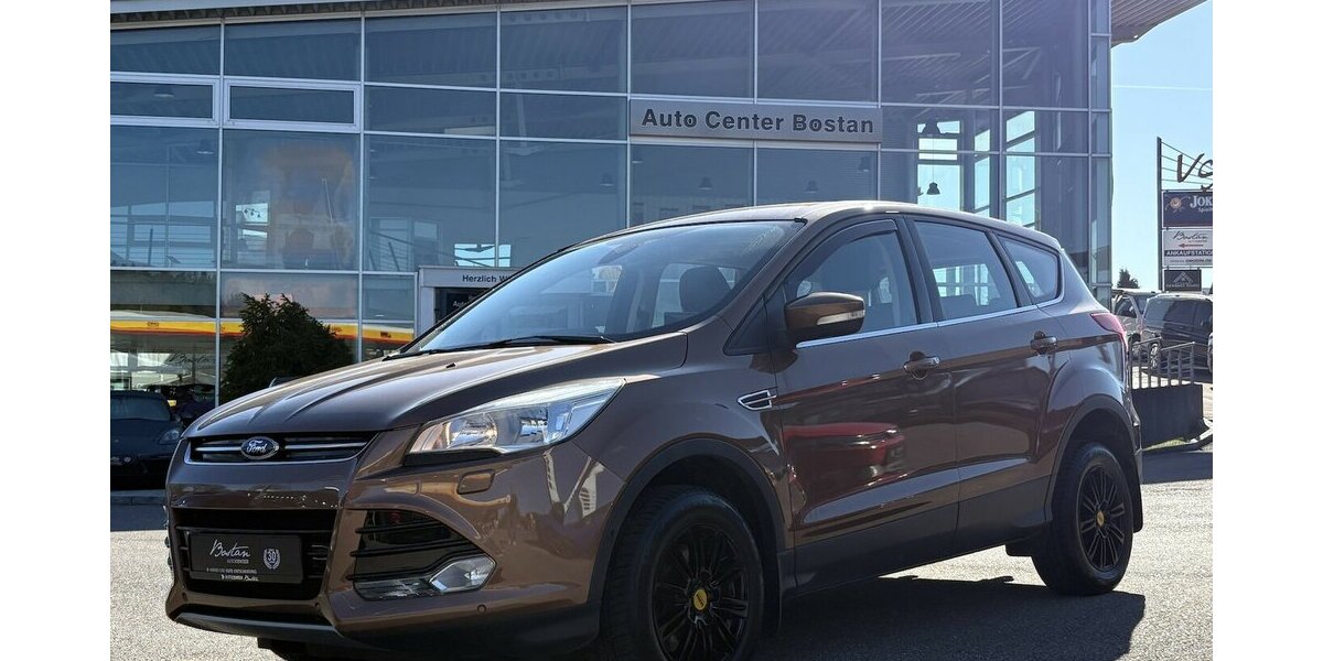 Ford Kuga 2.0 TDCI Titanium STANDHZ/NAVI/DAB/KAMERA 98.466 km 10.900 &euro; Villingen-Schwenningen 78054