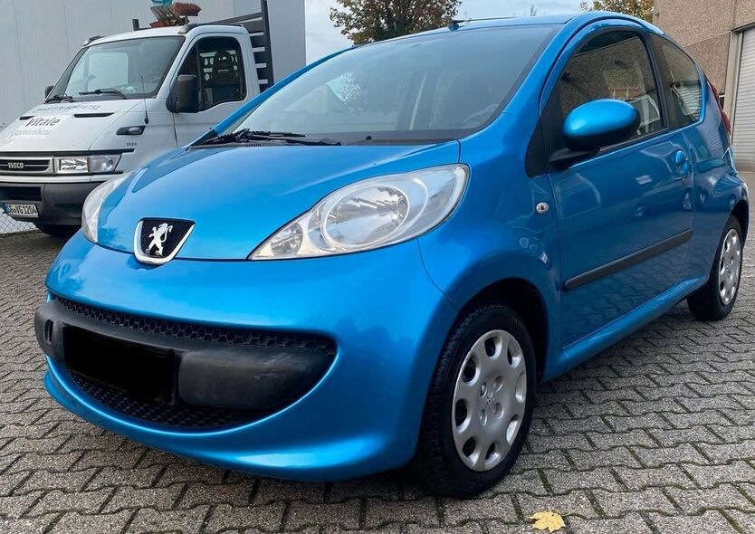 Peugeot 107 122.925 km 2.290 € Solingen 42651