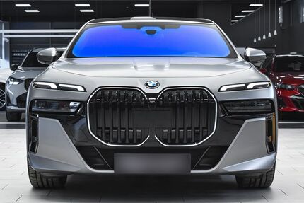 BMW 750 31.170 km 112.990 &euro; Feldkirchen bei München 85622