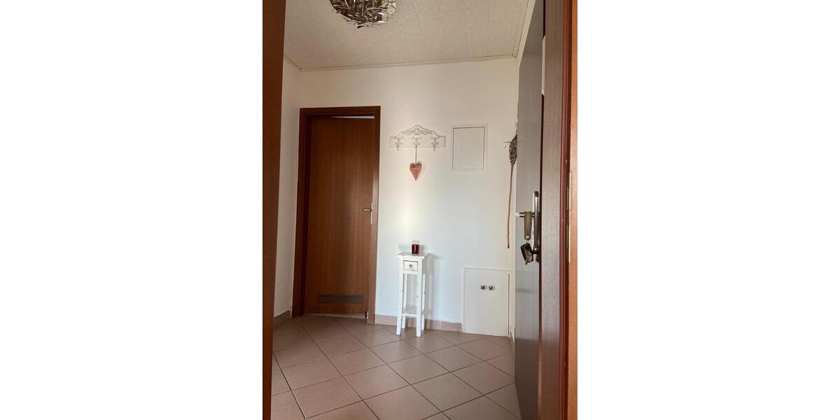 Dachgeschoßwohnung Philippsburg - 4 Zimmer, 101 m&sup2;, 365.000&euro; | Angebot:26907983