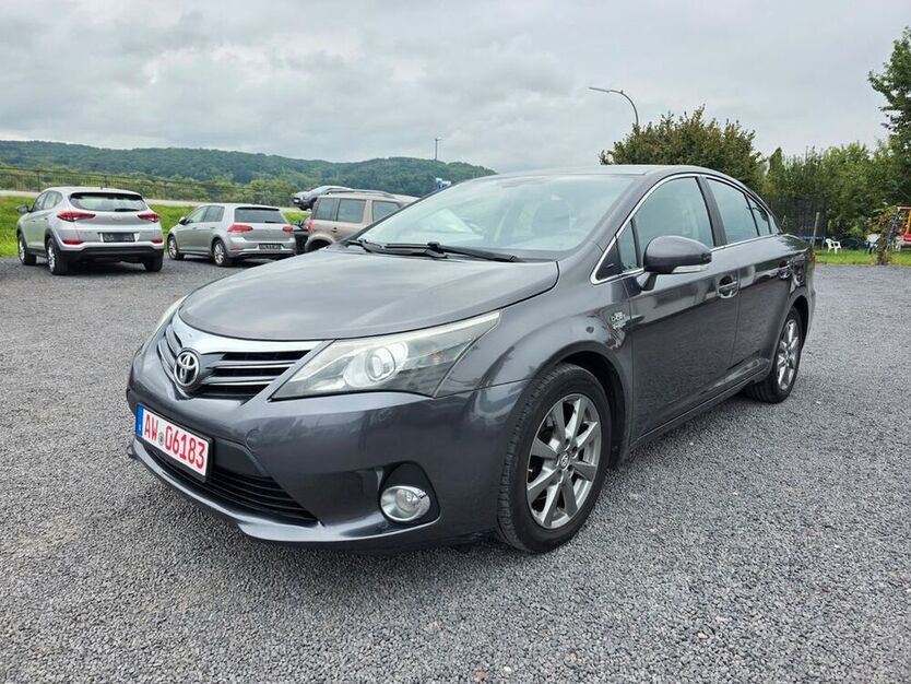 Avensis