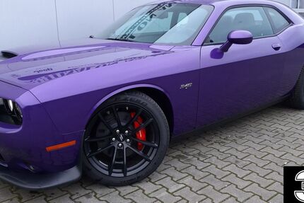Dodge Challenger 2.600 km 47.990 &euro; Mönchengladbach 41066