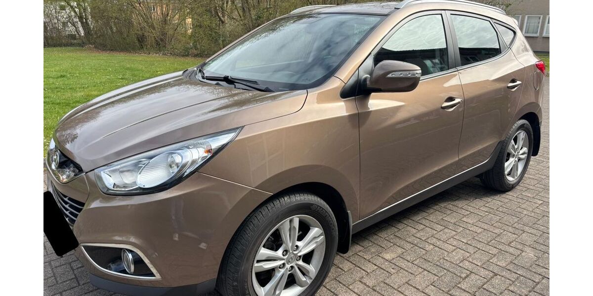 Hyundai ix35 82.000 km 7.900 &euro; Kassel 34131