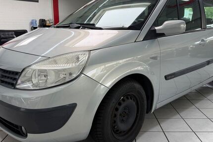Renault Scenic 129.000 km 2.450 &euro; Leverkusen 51371