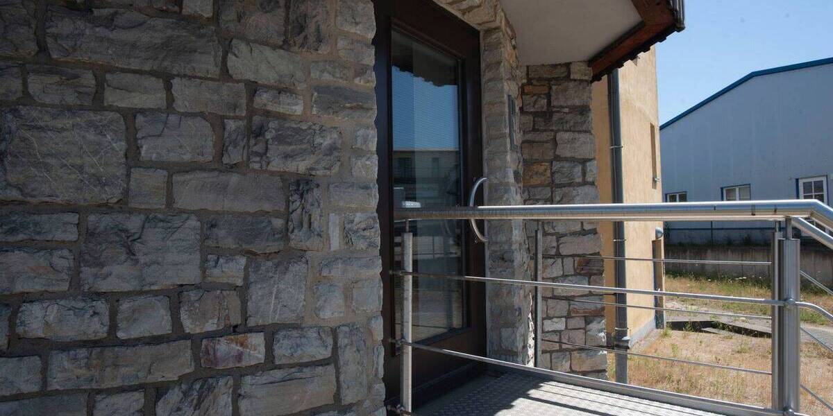 Gewerbeobjekt Usingen - 2 Zimmer, 83 m&sup2;, 795&euro; | Angebot:25740833