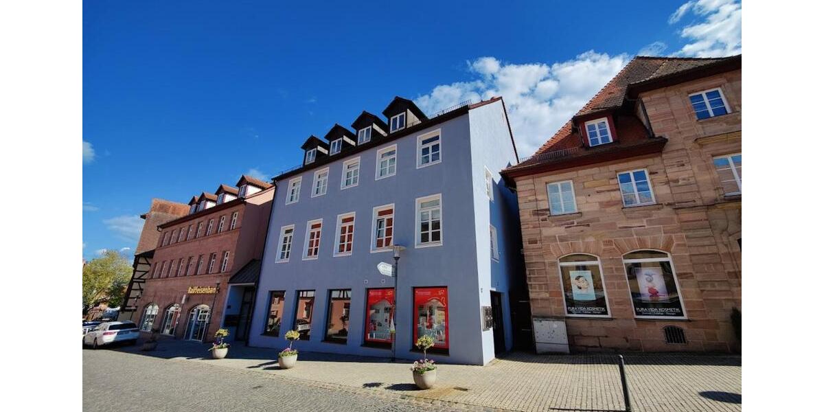 1A Innenstadt-Lage in Schwabach : Laden, Cafe, Gastro - OHNE PROV zimmer