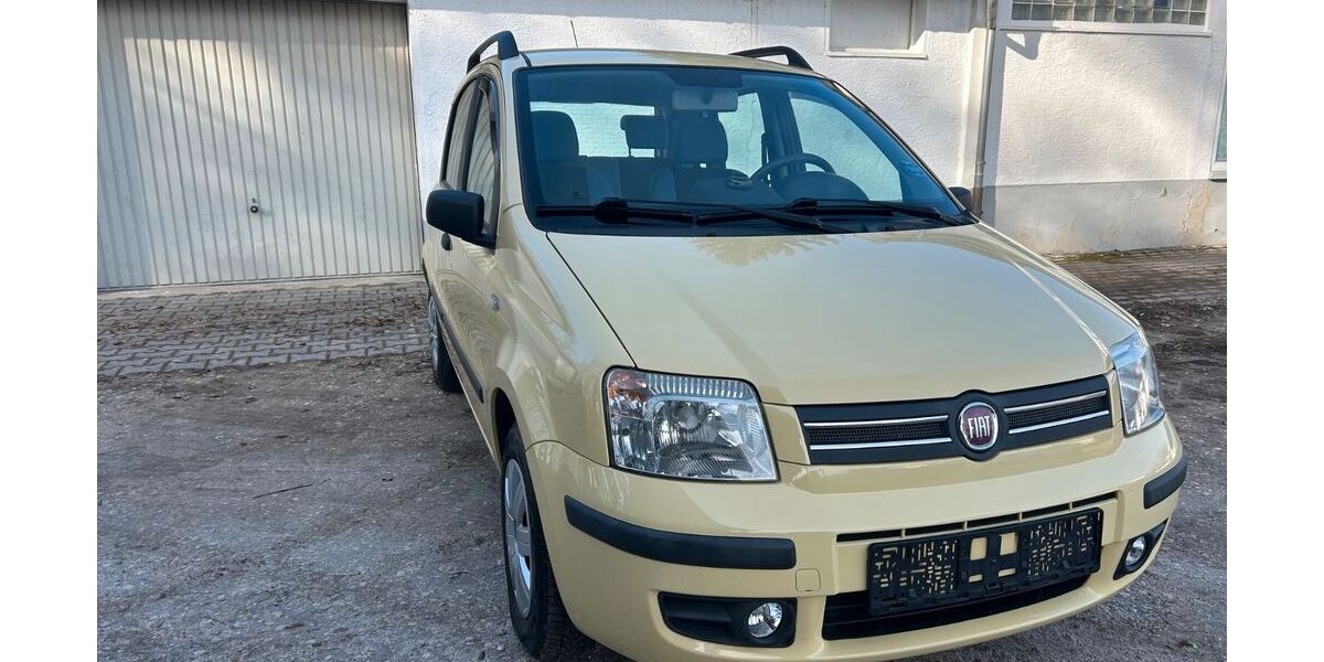 Fiat Panda 135.275 km 2.450 &euro; Metzingen 72555