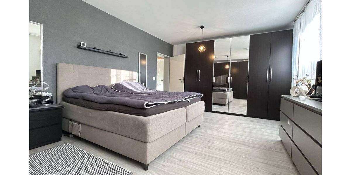 Etagenwohnung Wilhelmshaven Aldenburg - 3 Zimmer, 113 m&sup2;, 188.000&euro; | Angebot:25670840