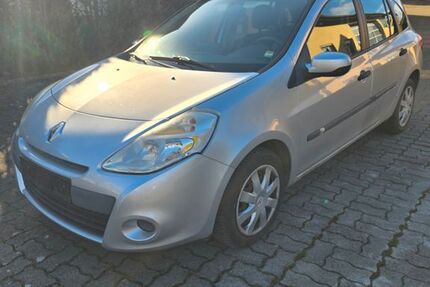 Renault Clio 114.000 km 1.750 &euro; Schömberg 72355