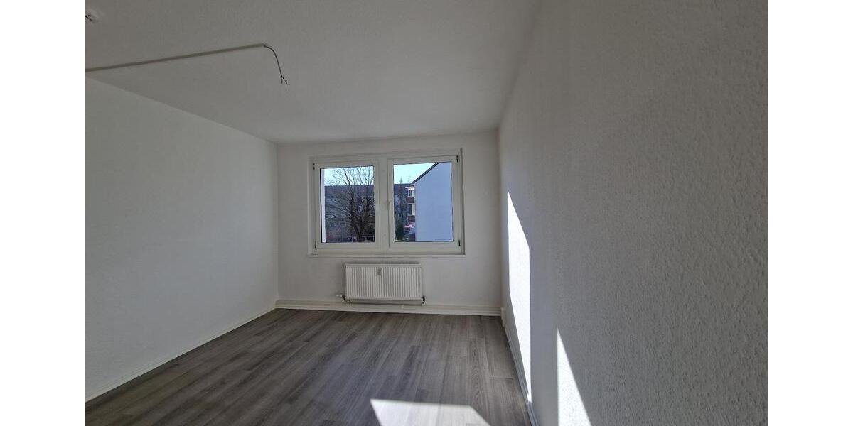 Etagenwohnung Kalbe (Milde) - 2 Zimmer, 48 m&sup2;, 145&euro; | Angebot:25379565