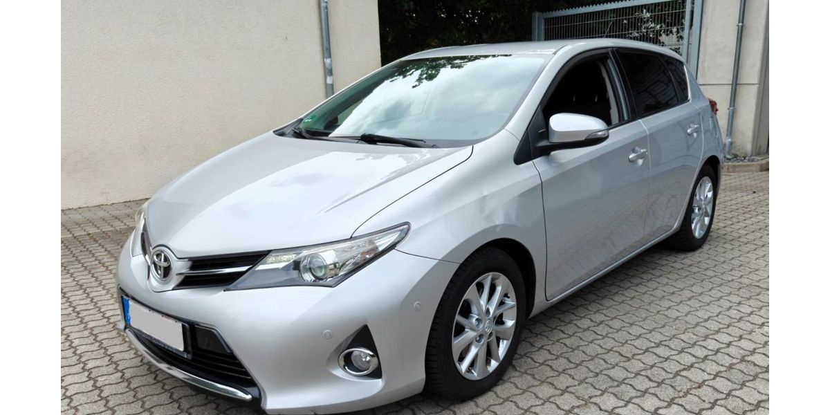 Toyota Auris 203.178 km 5.800 &euro; Nürnberg 90439