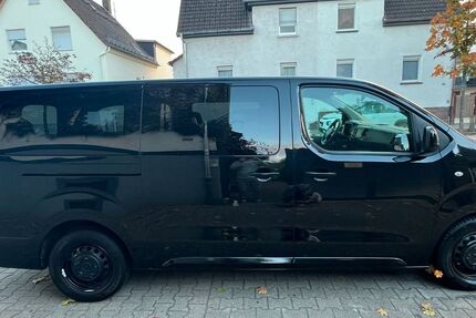 Opel Vivaro 91.000 km 22.999 € Erzhausen 64390