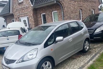 Honda Jazz 223.500 km 2.150 &euro; Breitenburg 25524
