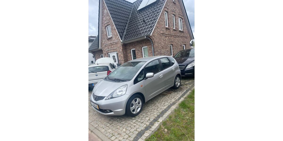 Honda Jazz 223.500 km 2.150 &euro; Breitenburg 25524