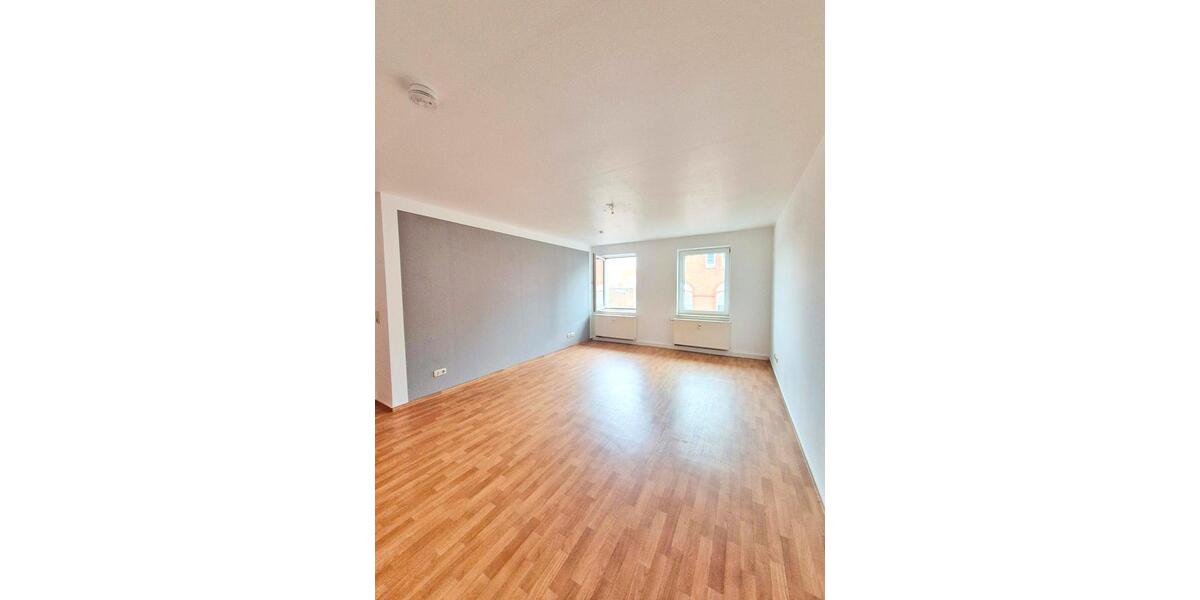 helle 3 Raum Wohnung zur Miete Ebenerdig mit Privat Parkplatz 3 zimmer