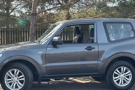 Mitsubishi Pajero 167.000 km 15.500 &euro; Wiesbaden 65193