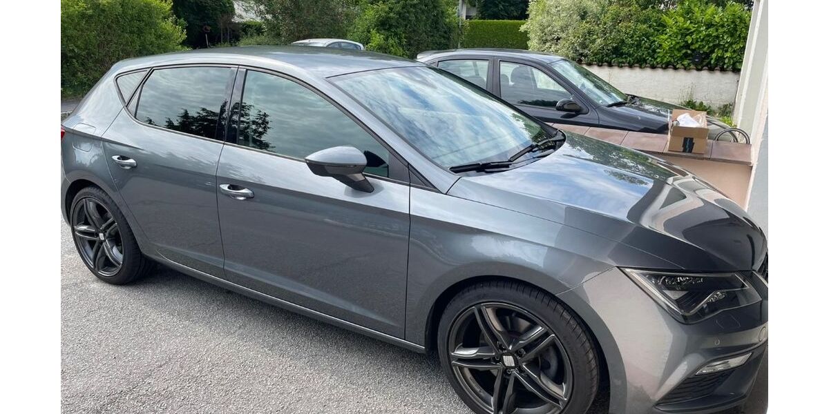 Seat Leon 86.000 km 17.500 &euro; Wallerfing 94574