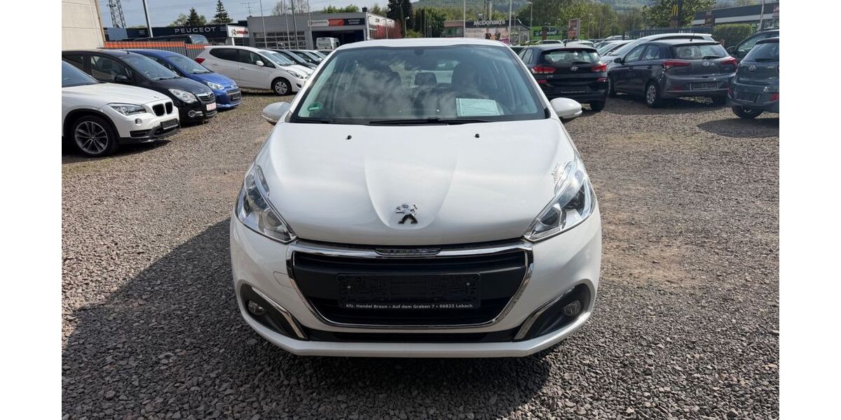 Peugeot 208 87.215 km 6.990 &euro; Lebach 66822