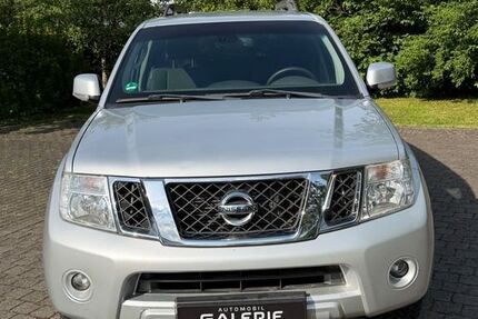 Nissan Pathfinder 140.967 km 18.490 &euro; Lennestadt 57368