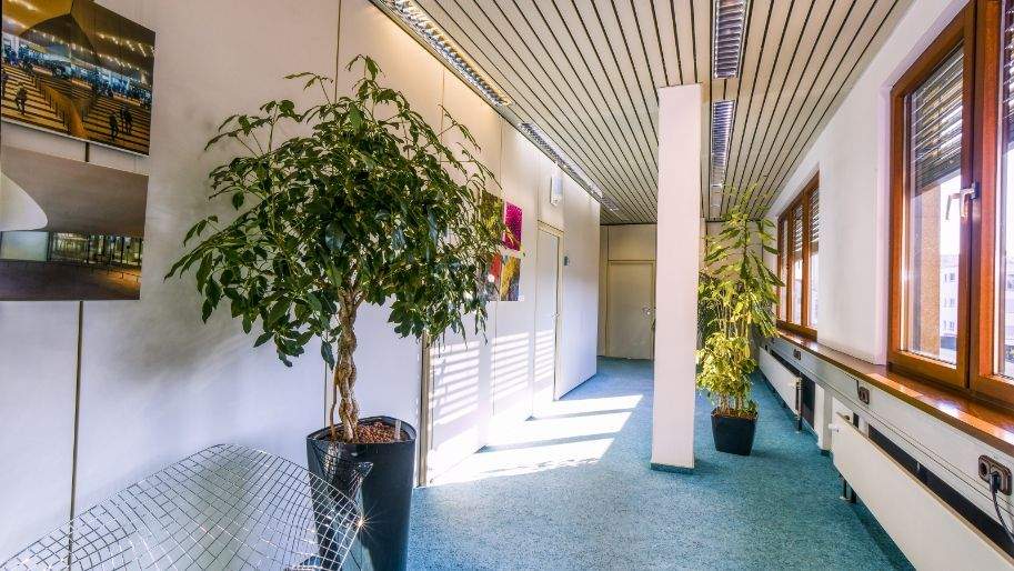 Gewerbeobjekt Esslingen am Neckar Pliensauvorstadt - 1.090&euro; | Angebot:25751295