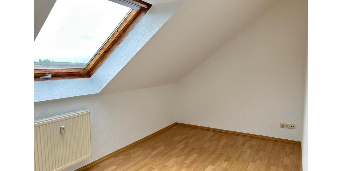 Dachgeschoßwohnung Salzatal - 3.5 Zimmer, 96 m&sup2;, 669&euro; | Angebot:21490793