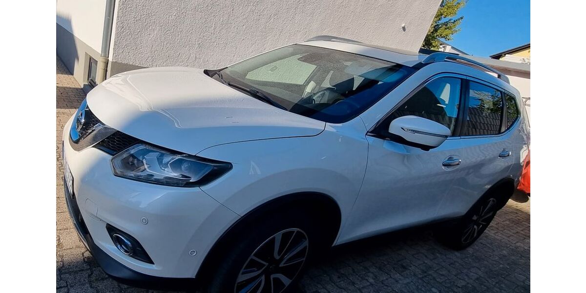 Nissan X-Trail 129.500 km 15.000 &euro; Oberhausen-Rheinhausen 68794