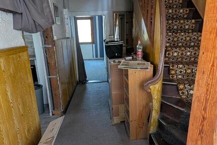 Haus Schleusingen - 7 Zimmer, 150 m&sup2;, 60.000&euro; | Angebot:25999881