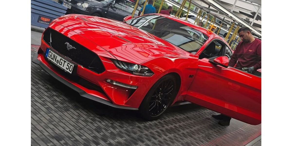 Ford Mustang 131.000 km 35.490 &euro; Dittenheim 91723