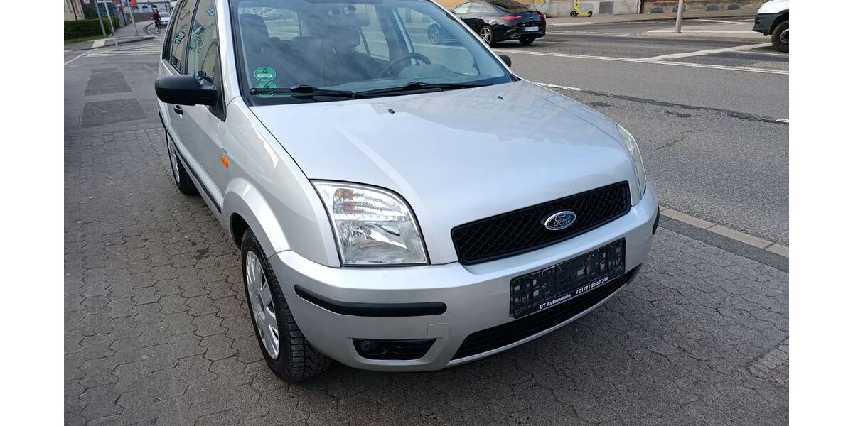 Ford Fusion 159.800 km 2.699 &euro; Kassel 34125