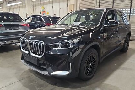 BMW iX1 43.389 km 30.790 &euro; Olsberg 59939