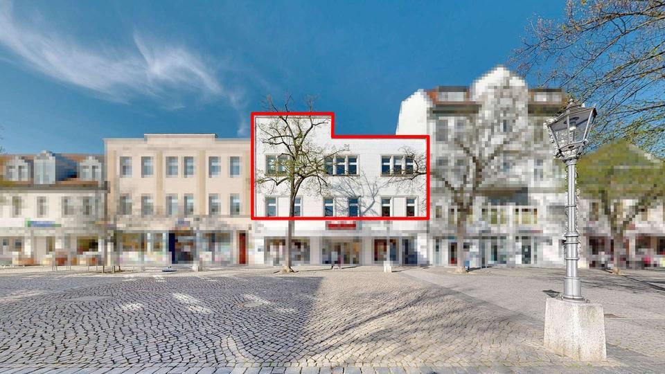 Zu Vermieten Büroräume Praxisräume in Bernburg Zentrum - ca. 390m² , auch geschossweise zu mieten