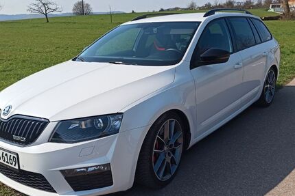 Skoda Octavia 131.500 km 14.300 &euro; Urbach 73660