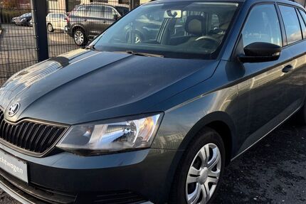 Skoda Fabia 199.000 km 4.900 &euro; Troisdorf (10 km Köln-Bonn Airport) 53842