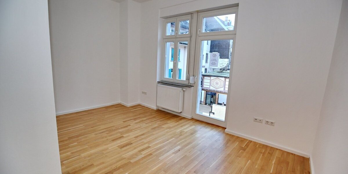 Kernsanierte Altbauetage in absoluter Innenstadtlage 4 zimmer