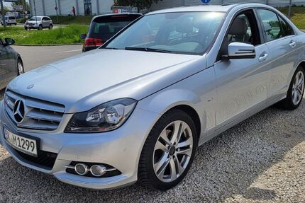 Mercedes-Benz C 250 109.300 km 12.900 &euro; Schorndorf 73614