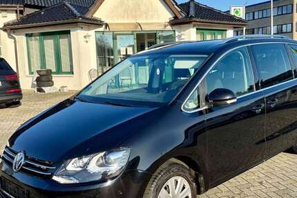 VW Sharan 235.975 km 8.450 € Rostock 18146
