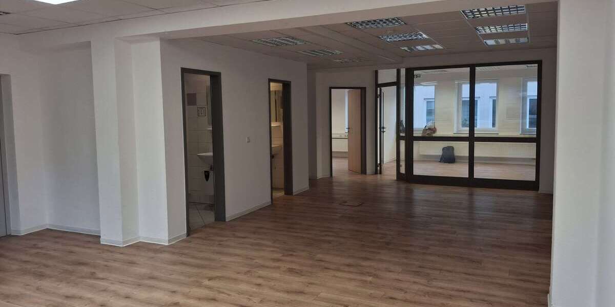 Büro in Koblenz 2.500 € 170 m² zimmer